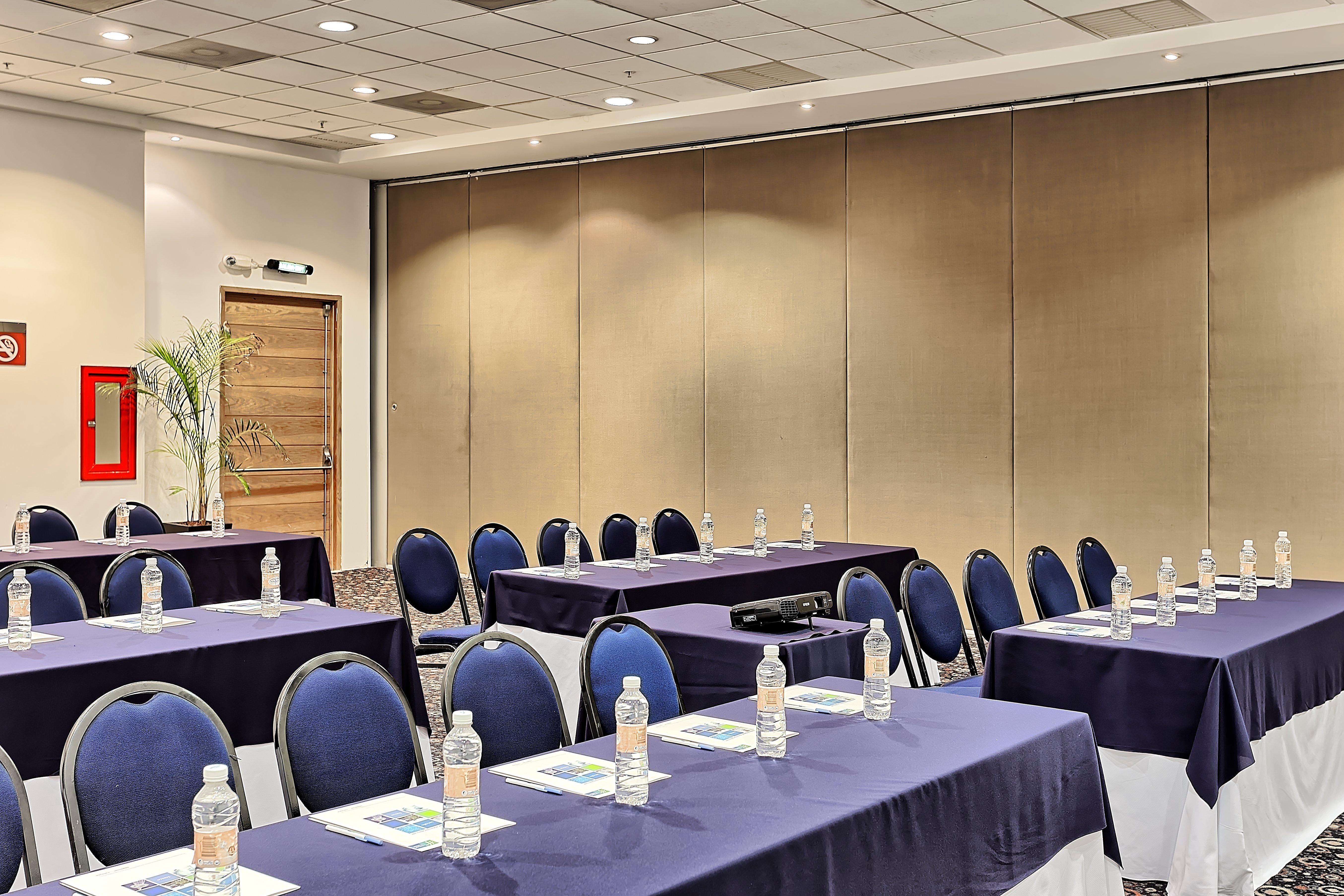 Holiday Inn Express Villahermosa By Ihg Экстерьер фото
